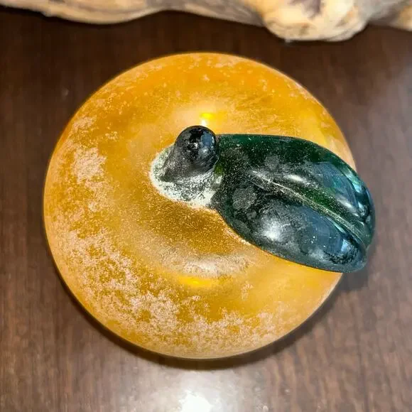 Franco Moretti Murano Scavo glass apple figurine orange & green
